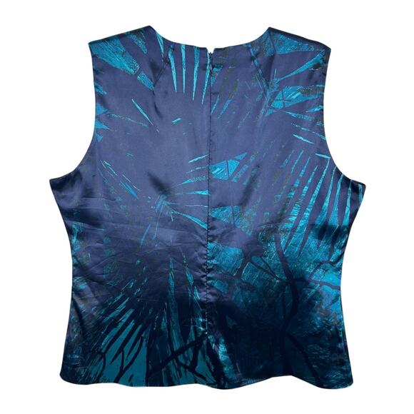 T Tahari Blue Patterned Sleeveless Pleated Neckline Satin Zip Up Back Blouse XL - Picture 2 of 8